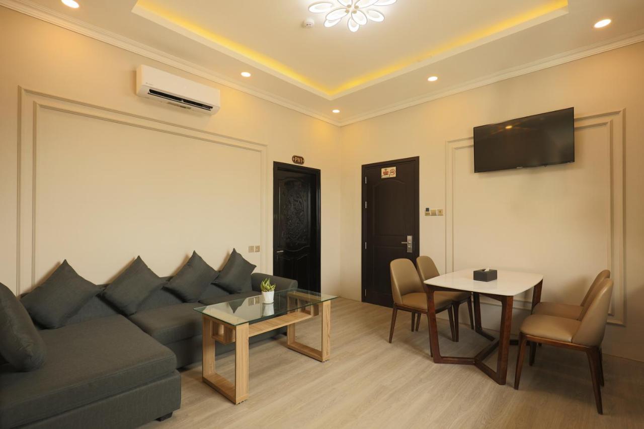 Phuoc Hung 3 Hotel Vĩnh Long Esterno foto