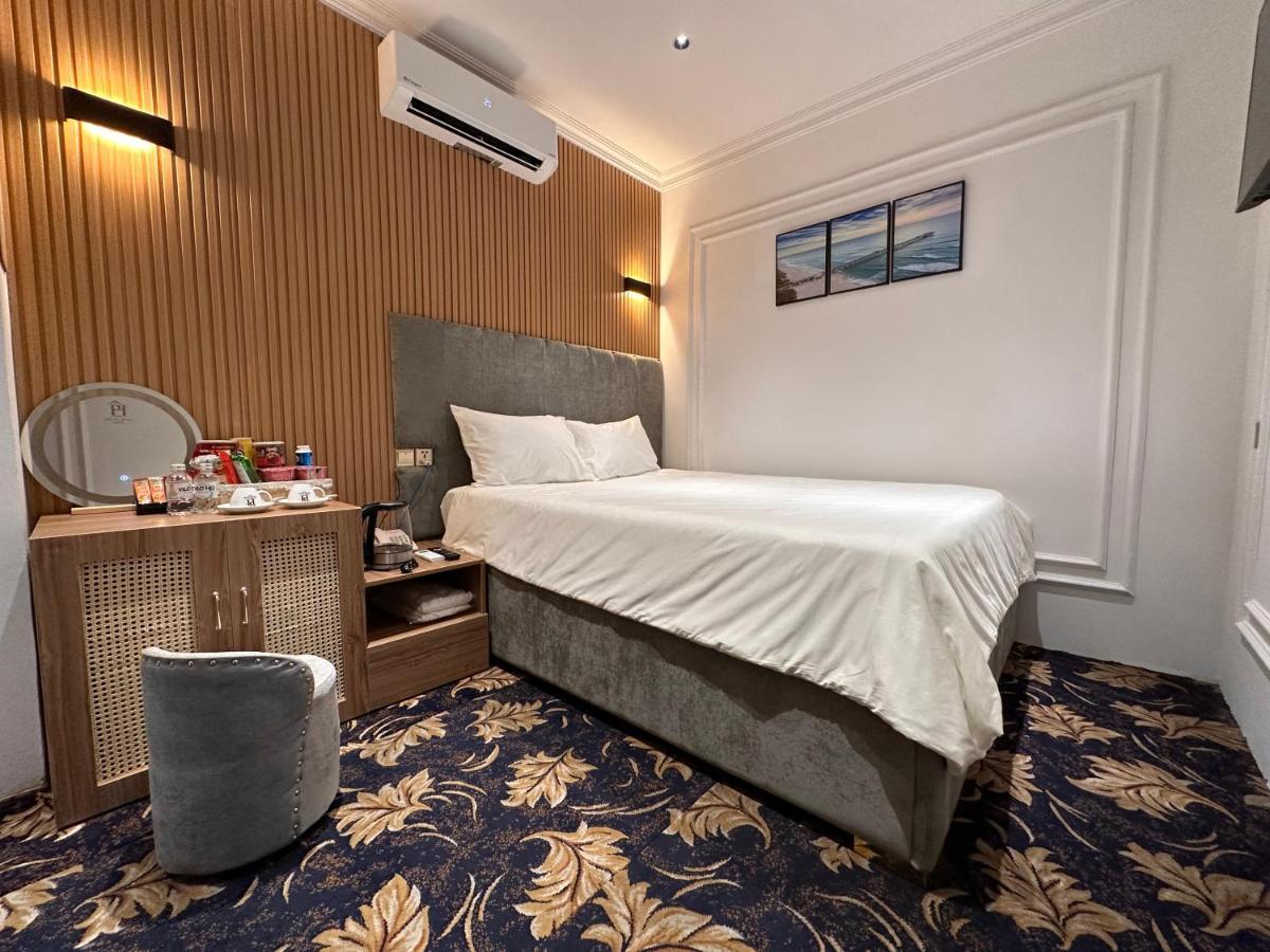 Phuoc Hung 3 Hotel Vĩnh Long Esterno foto