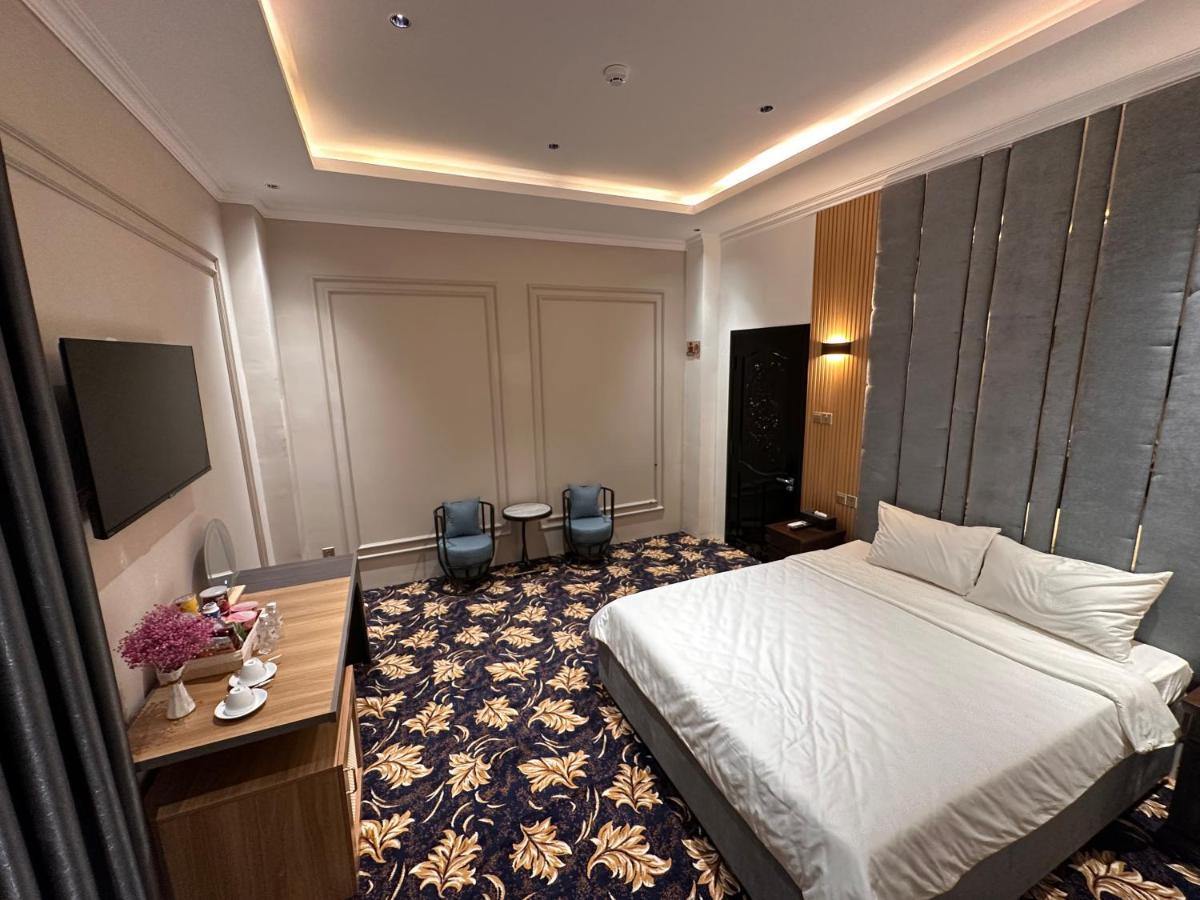 Phuoc Hung 3 Hotel Vĩnh Long Esterno foto