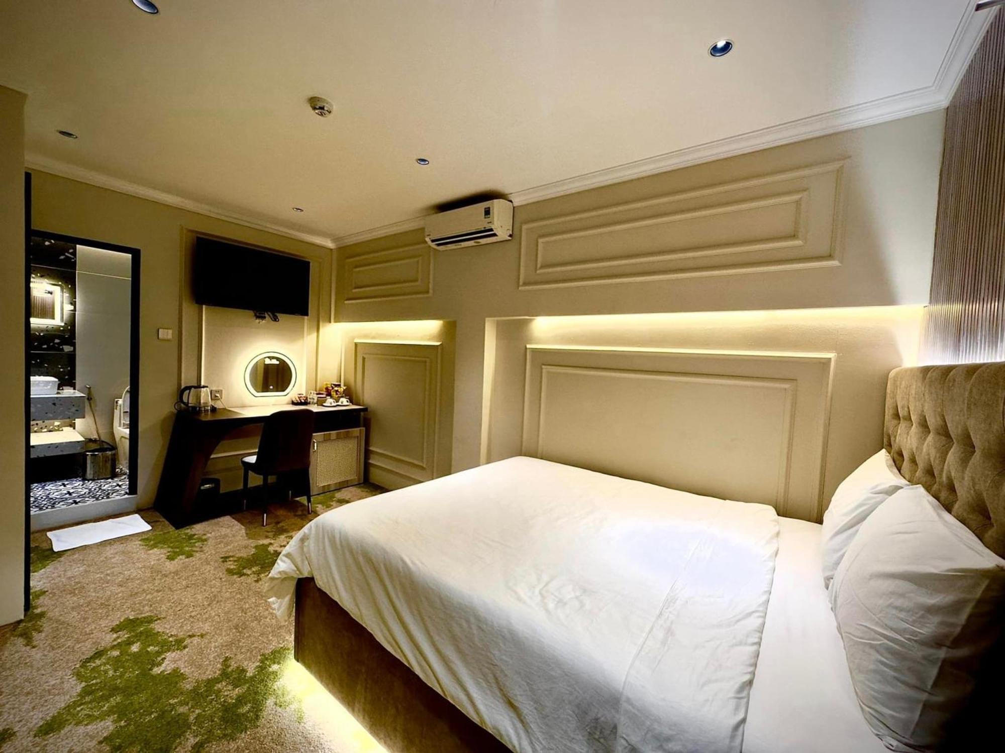 Phuoc Hung 3 Hotel Vĩnh Long Esterno foto