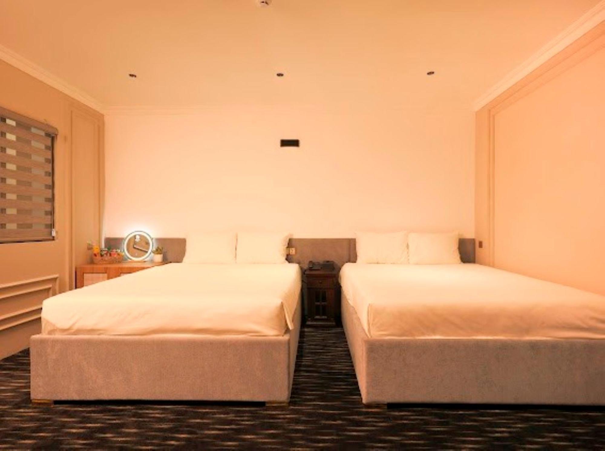 Phuoc Hung 3 Hotel Vĩnh Long Esterno foto